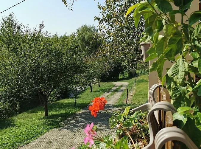 Lipics Part Muraratka